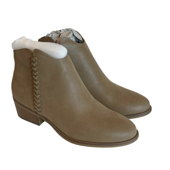 Mia Women's Jaice Heeled Ankle Bootie Taupe Size 7.5 NWT - Picture 2 of 8